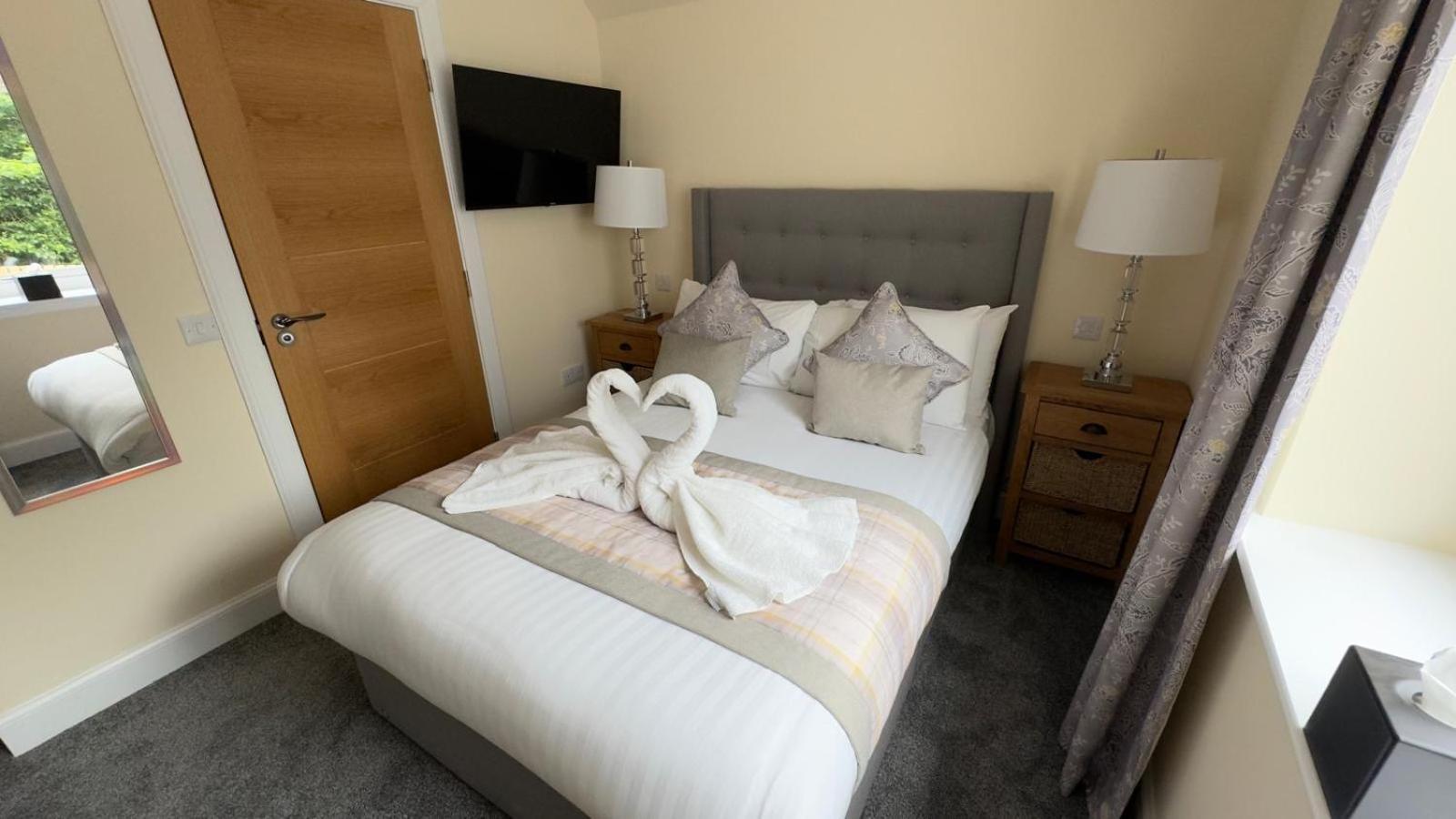 The Waverley Inn Holiday Homes Inverness Exteriér fotografie